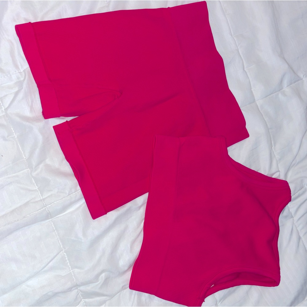 Size Medium Workout Set